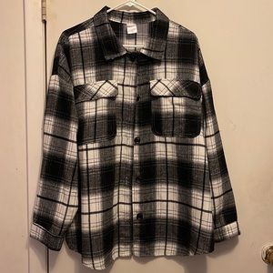 Juniors size 21 black and white check flannel